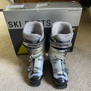 Womens Fischer Soma Tec Ski Boots